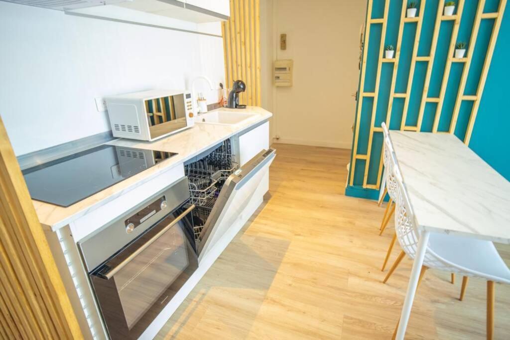 Home Ganusha Cosy 3 Chambres Parking Gratuit Balcon เกรอน็อบล์ ภายนอก รูปภาพ