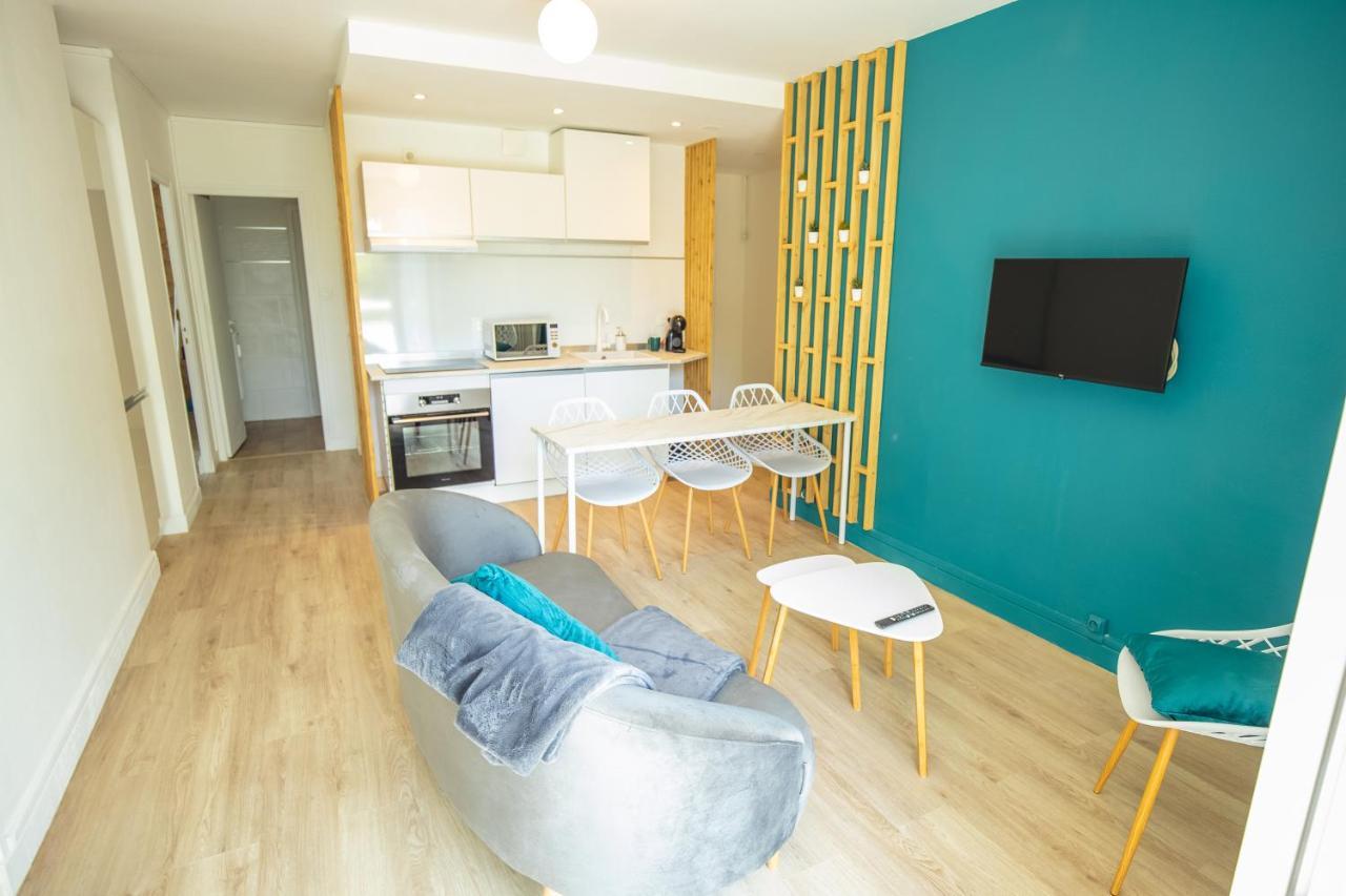 Home Ganusha Cosy 3 Chambres Parking Gratuit Balcon เกรอน็อบล์ ภายนอก รูปภาพ